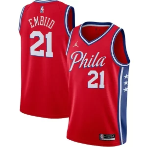 Joel Embiid Philadelphia 76ers Jordan Brand 2020/21 Swingman Jersey Statement Edition Red Uniques - Édition commemorative - Souvenez-vous des moments inoubliables